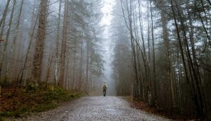 Väärä oppi aiheuttaa hengellistä vahinkoa meille, ja nitä ovat muun muassa käsitys täydellisyydestä, tekojemme merkityksestä ja ylpeydestä.