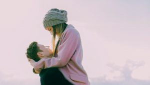 Kirkko opettaa seksuaalisuuden olevan hyvä asia. Toisinaan asian suhteen ilmenee tarpeetonta syyllisyyden tunnetta.